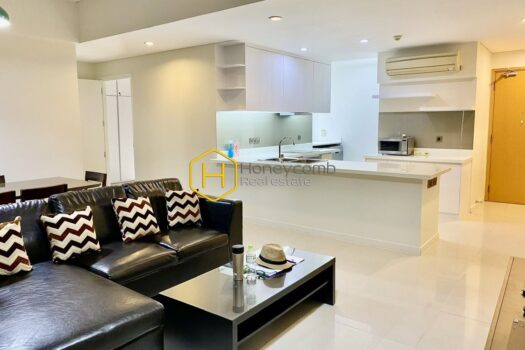 ES148092 6 result The Estella apartment: An energetic display of creative architecture