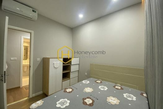 A charismatic apartment for rent in Masteri An Phu