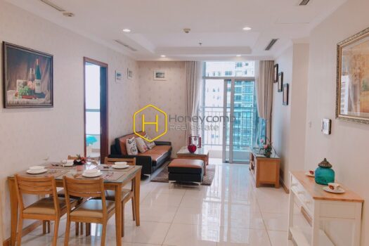 VH61799 5 Simple and elegant design apartment for rent in Vinhomes Central Park