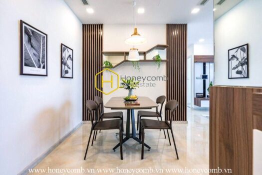 A1 4712 4 Deluxe design apartment in Vinhomes Golden River – The best position to observe the city