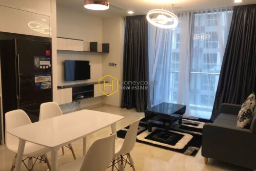 VGR25644 3 result This is a desirable 2 bedrooms apartment in Vinhomes Golden River