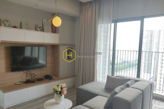 z4285592873723 82c7f2ad8b07d75b4b80681f444e3e62 result Well-lit apartment with gorgeous city view only in Masteri Thao Dien