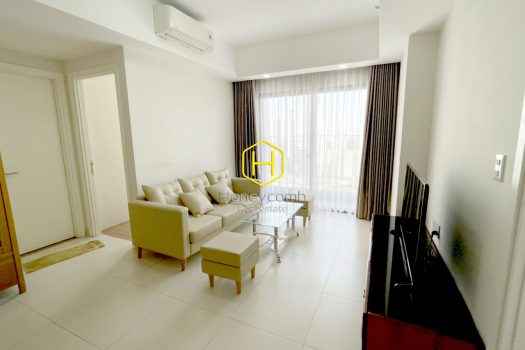 MTD102745 T5 B2811 4 result A warm and rustic apartment brings a sense of peace in your heart at Masteri Thao Dien