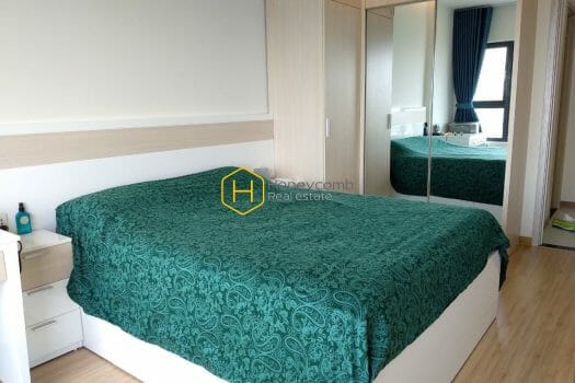 New City Thu Thiem Minimalist in white theme apartment in New City will make you feel relax and cozy for rent