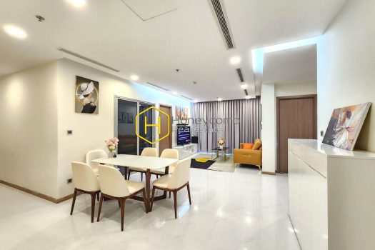 VH P4 3809 3 result Charming pure-white tone apartment with sophisticated interiors in Vinhomes Central Park