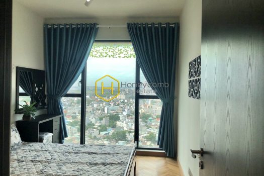 A colorful living space awaits you discover – Right here in Feliz En Vista apartment