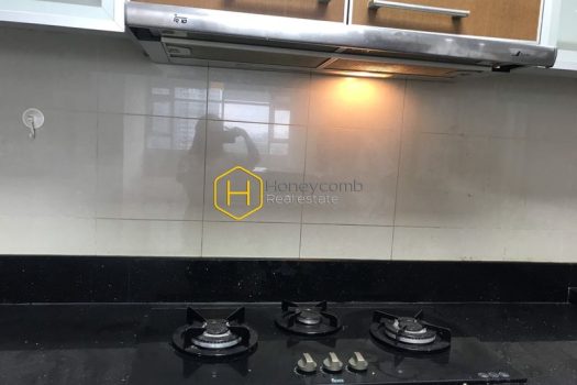 Saigon Pearl Seeking for a new house? This unfurnished and spacious apartment in Saigon Pearl is a great choice!