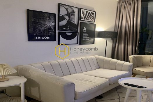 VGR82491 1 result You cannot ignore this marvelous Vinhomes Golden River apartment