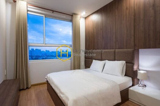 Explore the urban vibes in this modern Tropic Garden apartment