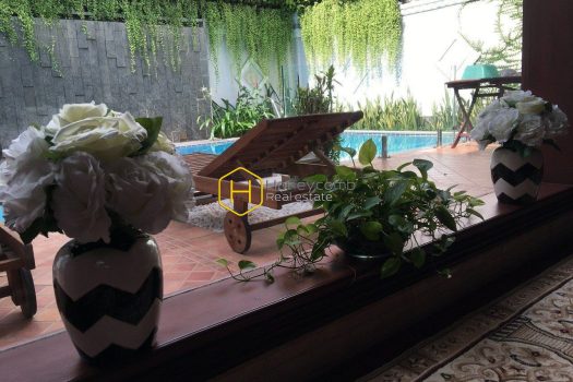 Luxury villa for those who pursue nobility in Compound 200