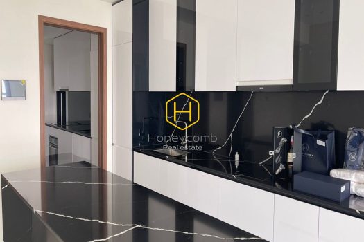 Beautiful light-filled apartment with no furniture is available now in The Metropole Thu Thiem