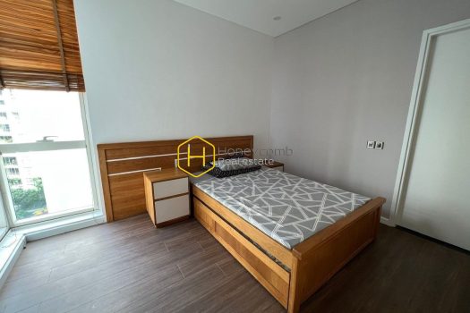 A charismatic apartment for rent in The Estella