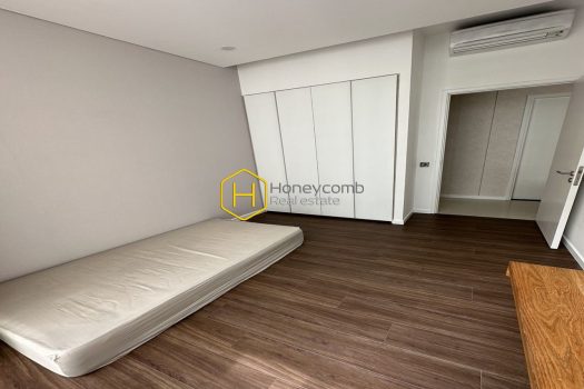 A charismatic apartment for rent in The Estella