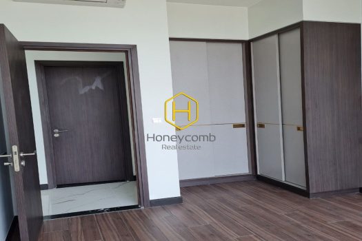 Unfurnished apartment with afforable price at Empire City