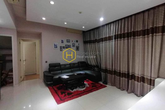 ES 1A 12A03 5 result The Estellla apartment in a minimalist style is now for rent