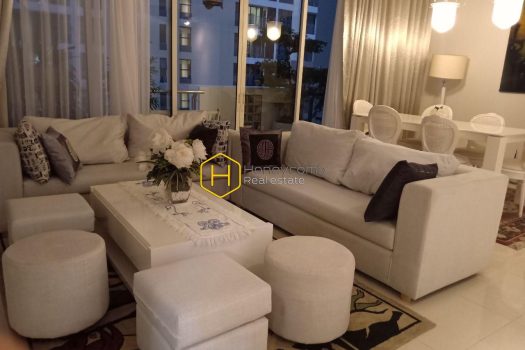 ES 4A 1802 4 result Quality living starts here! Exceptional style apartment in Estella