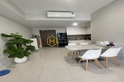 Harmonious colors and clear layout are the highlights of this Masteri An Phu apartment