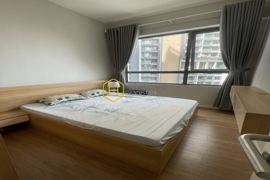 Harmonious colors and clear layout are the highlights of this Masteri An Phu apartment