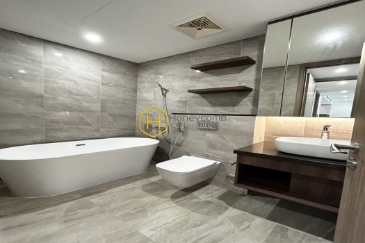 Get a desirable river view in this Thao Dien Green unfurnished apartment