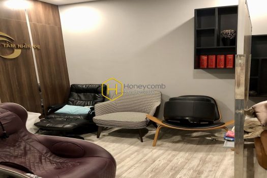 A chic apartment with brilliant accent wall corners in Vinhomes Golden River is now for rent