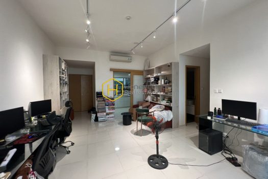 Catch a bright sunrise every day in a modern apartment in The Vista