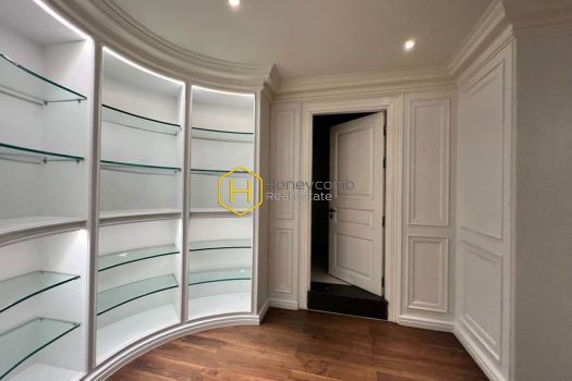 Gorgeous duplex apartment will impress you with modern architecture in The Vista