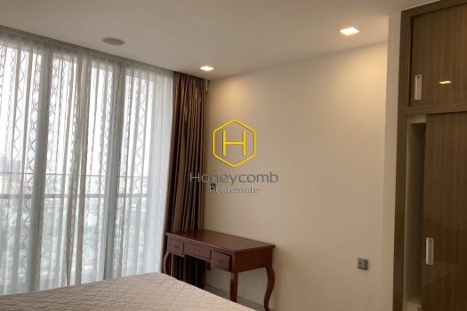 The Unfurnished 3 Bedrooms Apartment With Nice View In Vinhomes Golden River