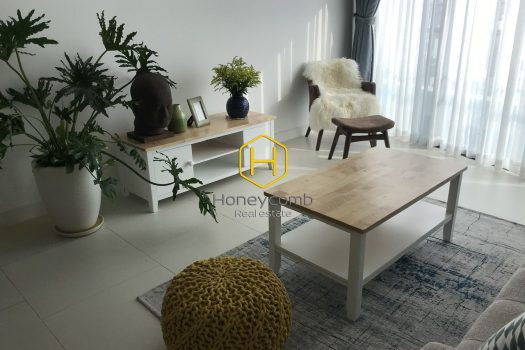 An enchanting apartment in typical modern Asian design at City Garden