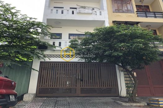 z4953888719960 442c33bdf15ce417a9f007ce37b58856 1 result Cozy and modern designed villa for rent in District 2