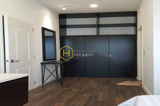 Contemporary Apartment with Breathtaking Views At The Ascent