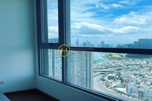 Catch up every moment of the Saigon view in Vinhomes Central Park apartment