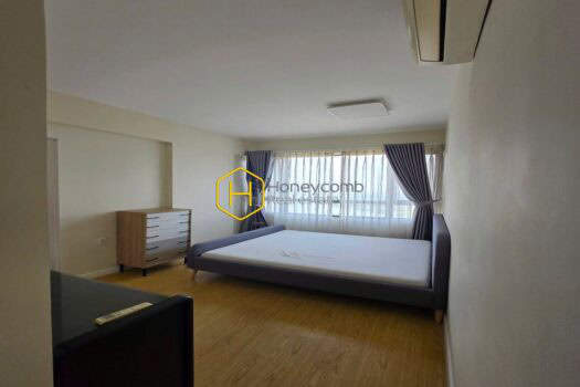 Sophisticated Style 3 Beds Apartment With High Floor In Masteri Thao Dien