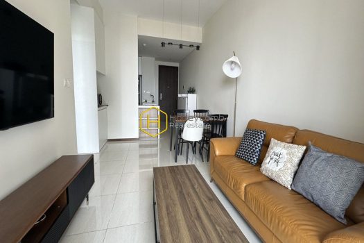 Sun light scatters around this Vinhomes Central Park apartment