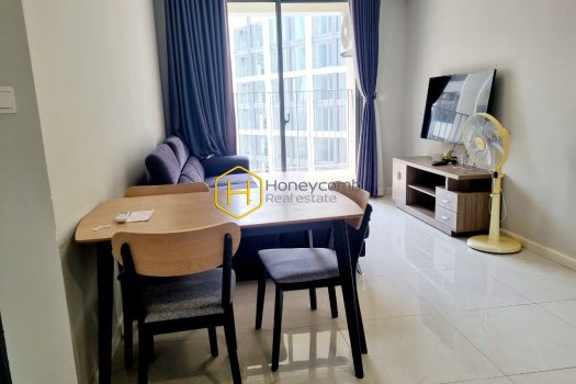 Classy style combined with neutral layout in this Masteri An Phú apartment