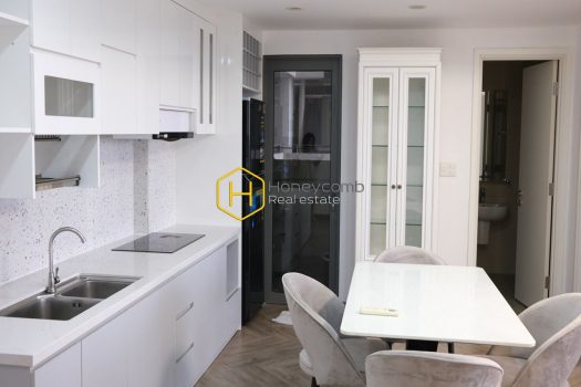 No flaw can be found in this gorgeous Masteri Thảo Điền apartment