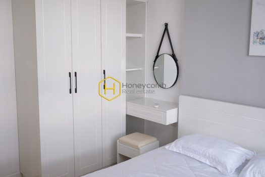 No flaw can be found in this gorgeous Masteri Thảo Điền apartment