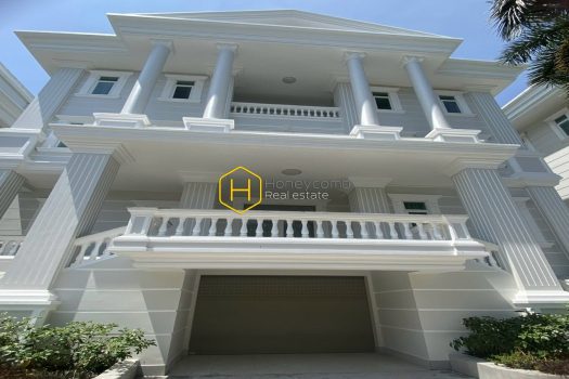 021aa4630b7aa524fc6b26 result High class living in this deluxe villa for rent at District 2