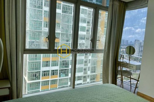 Stunning full-furnished apartment with bright tone in The Vista