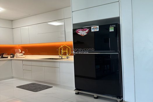 Impressed by the bold combination in the Sunwah Pearl apartment