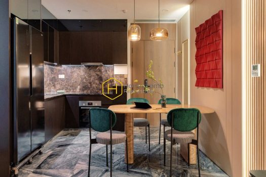 The apartment Lumiere Riverside exudes powerful luxury