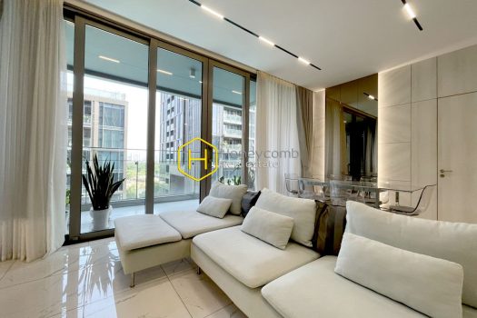 z5305315501869 7315bae78ed89498e4d0bd9ffca57e1f Sao chep result This excellent apartment with palatial architecture will touch your heart Empire City