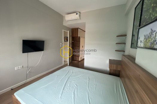 Enjoy romantic and fresh corners at the Masteri An Phu apartment