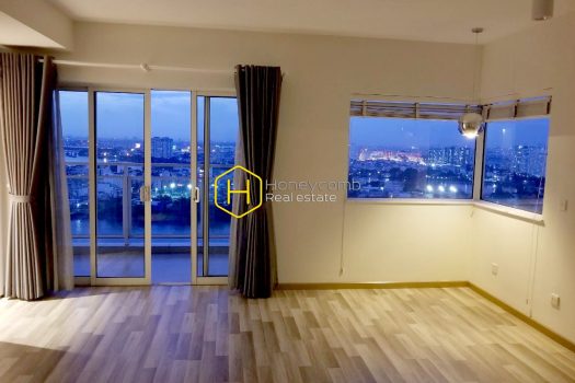 RG38241 A 1906 1 Unfurnished duplex apartment in River Garden for rent