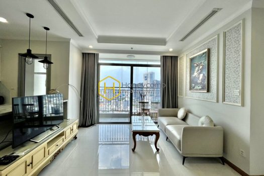 VH L5 1902 1 result A combination of Euransia style in this apartment for rent at Vinhomes Central Park may catch your eyes!