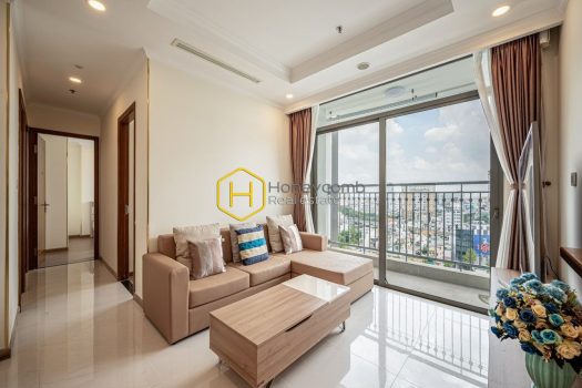 VH L6 1201 1 result Begin a new life style in this lavish apartment at Vinhomes Central Park