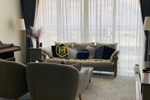 EH T4 3307 1 result This apartment deserves to be one of the most sophisticated apartment in Estella Heights !