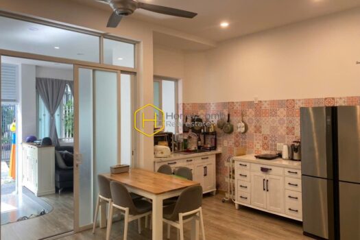 bbbb8db22cd2948ccdc35 result 2 Thao Dien House : alluring, peaceful and styish