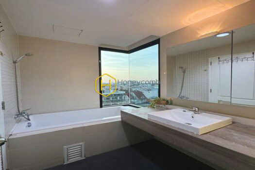 The Ascent A bright apartment in The Ascent will light up your life