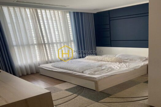 Feel the warmth and coziness in this rustic apartment for rent in Vinhomes Central Park