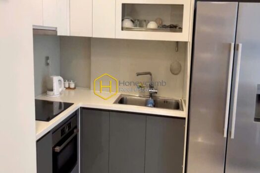 A charismatic apartment for rent in Vinhomes Golden River